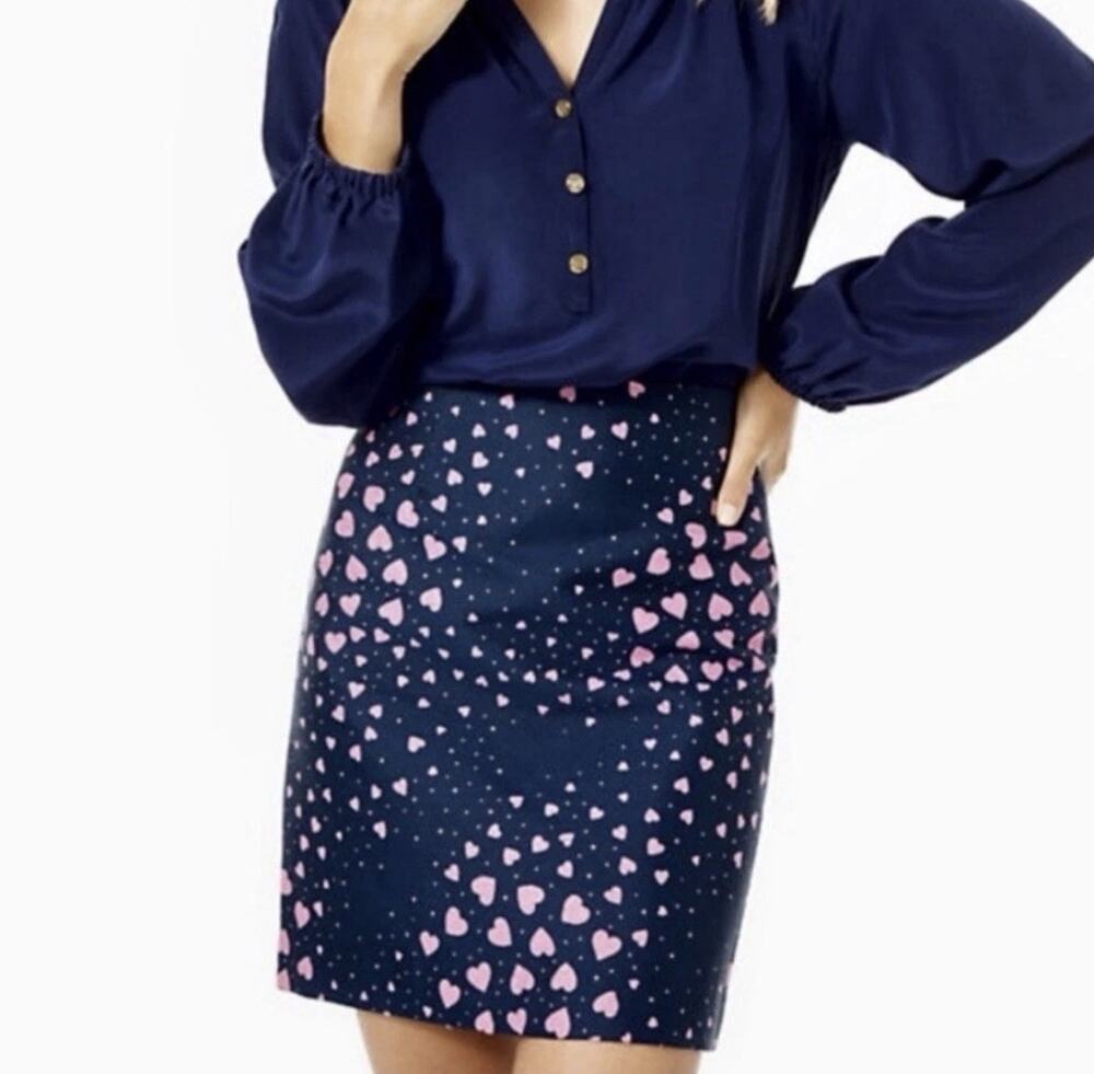 Lilly Pulitzer Adler Skirt in True Navy w/ Pink Heart Jacquard Size 4 Mini